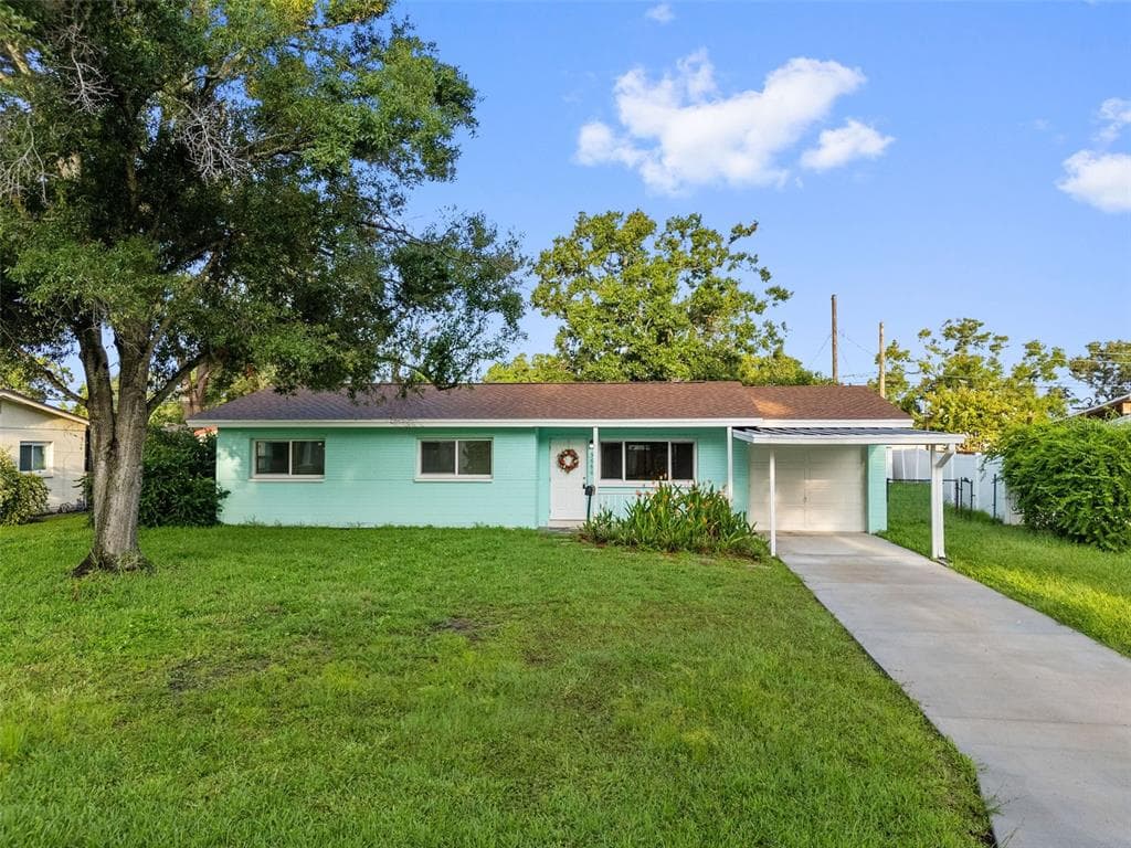 5680 PERSHING STREET NE ST PETERSBURG, FL 33703