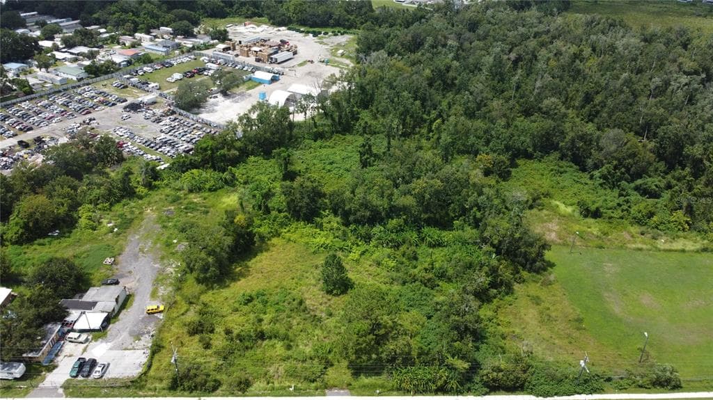 4206 E 574 HIGHWAY PLANT CITY, FL 33563