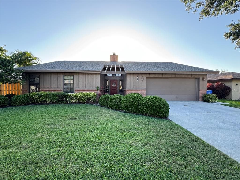 1916 38TH STREET W BRADENTON, FL 34205