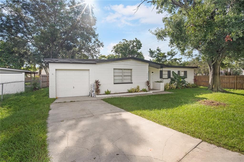9618 PINE RIDGE AVENUE RIVERVIEW, FL 33578