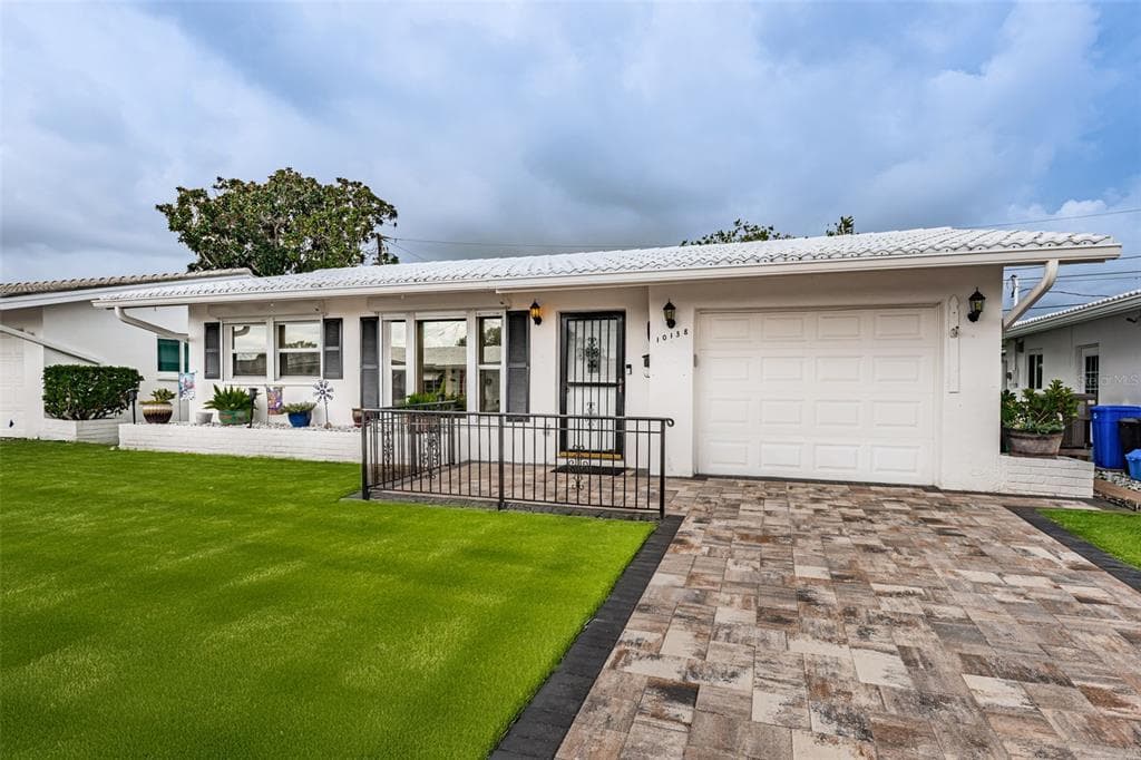 10138 44TH WAY N PINELLAS PARK, FL 33782