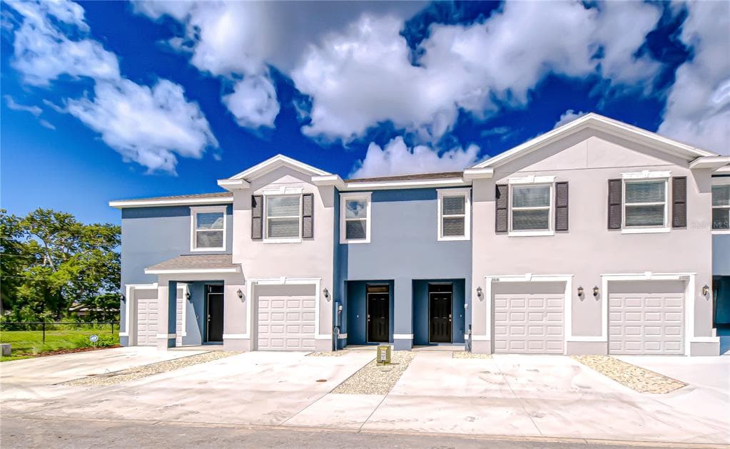 11818 DAVIS DRIVE LARGO, FL 33774
