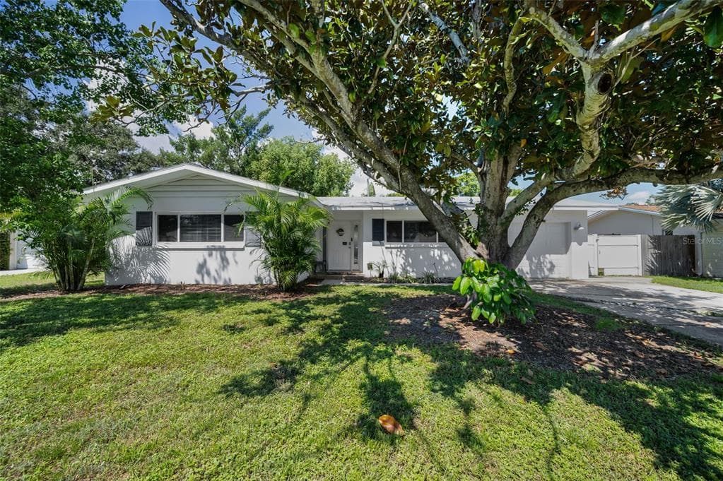 1866 MURRAY AVENUE CLEARWATER, FL 33755