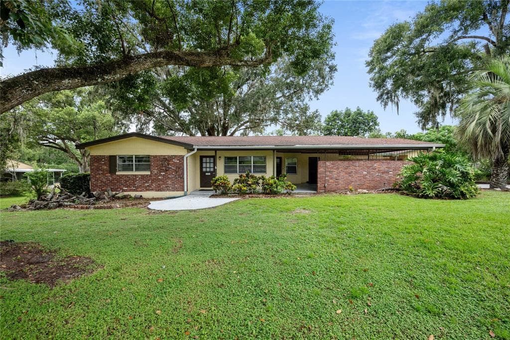 13351 10TH STREET DADE CITY, FL 33525