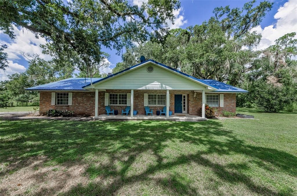 15523 WJ VALLEY ROAD PLANT CITY, FL 33566