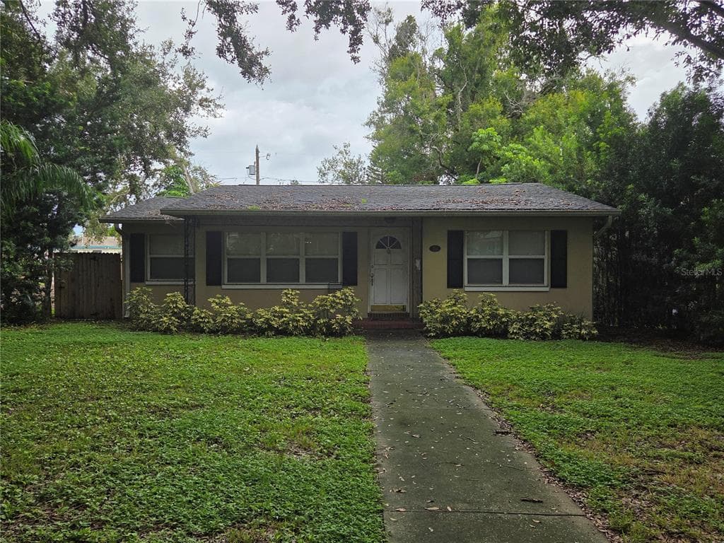 301 29TH AVENUE N ST PETERSBURG, FL 33704