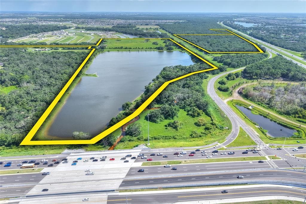 6838 MARY LOU DRIVE RIVERVIEW, FL 33578