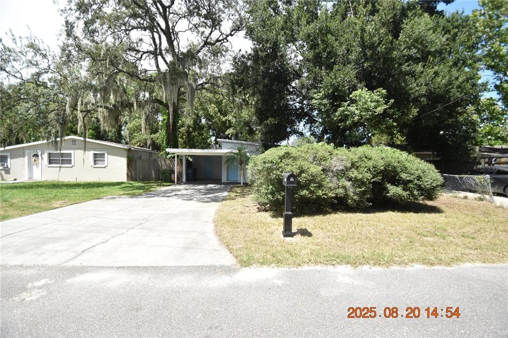 1106 E SENECA AVENUE TAMPA, FL 33612
