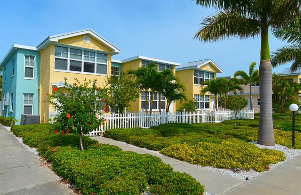 19417 GULF BOULEVARD UNIT C109