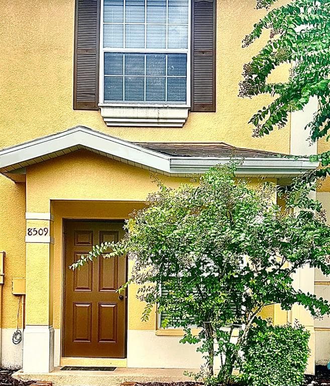 8509 GABLEBEND WAY TAMPA, FL 33647