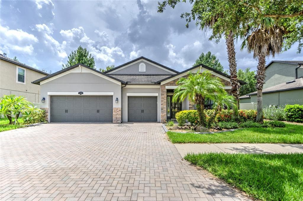1122 OAKCREST DRIVE BRANDON, FL 33510