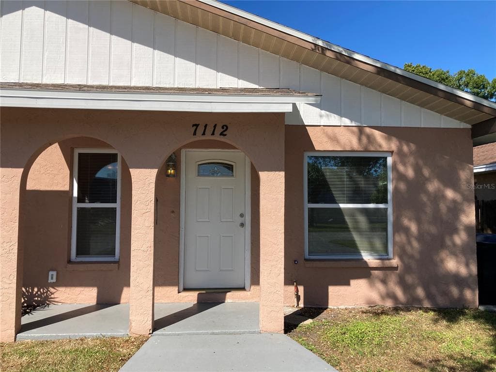 7112 2ND STREET N ST PETERSBURG, FL 33702