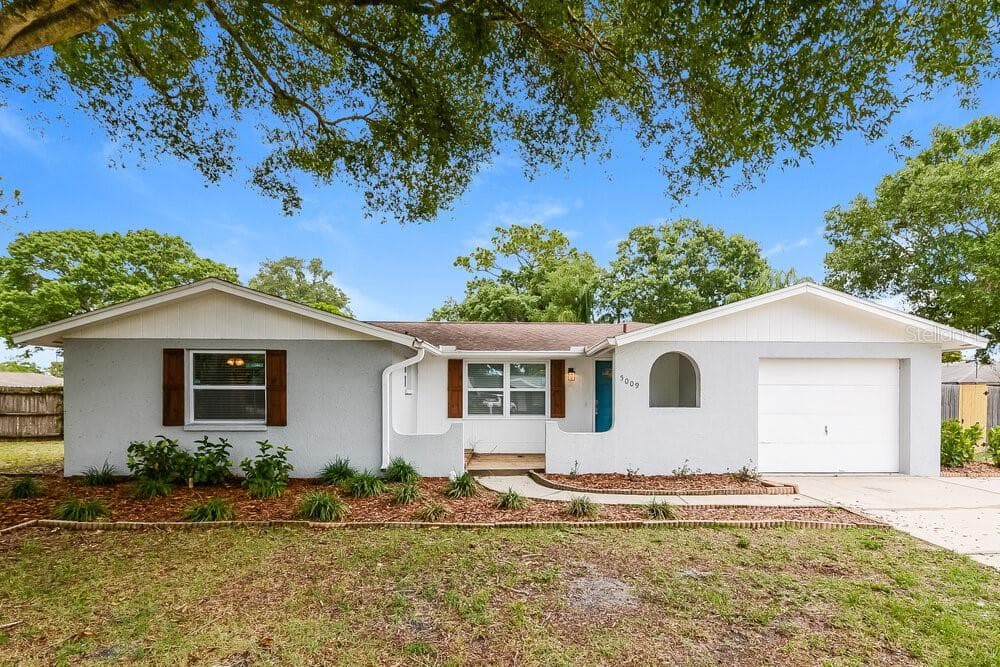 5009 SILK OAK DRIVE SARASOTA, FL 34232