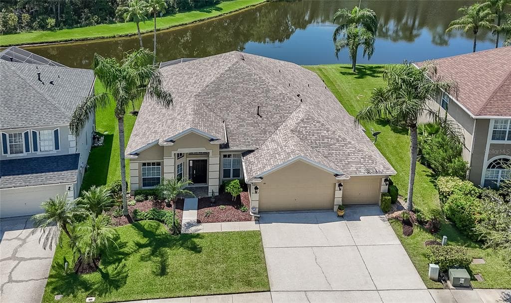1135 BIG CREEK DRIVE WESLEY CHAPEL, FL 33544