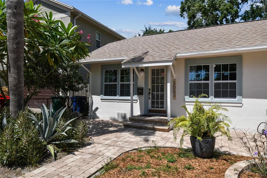 3003 W PALMIRA AVENUE