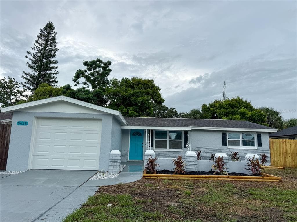8628 ROBLE WAY PORT RICHEY, FL 34668