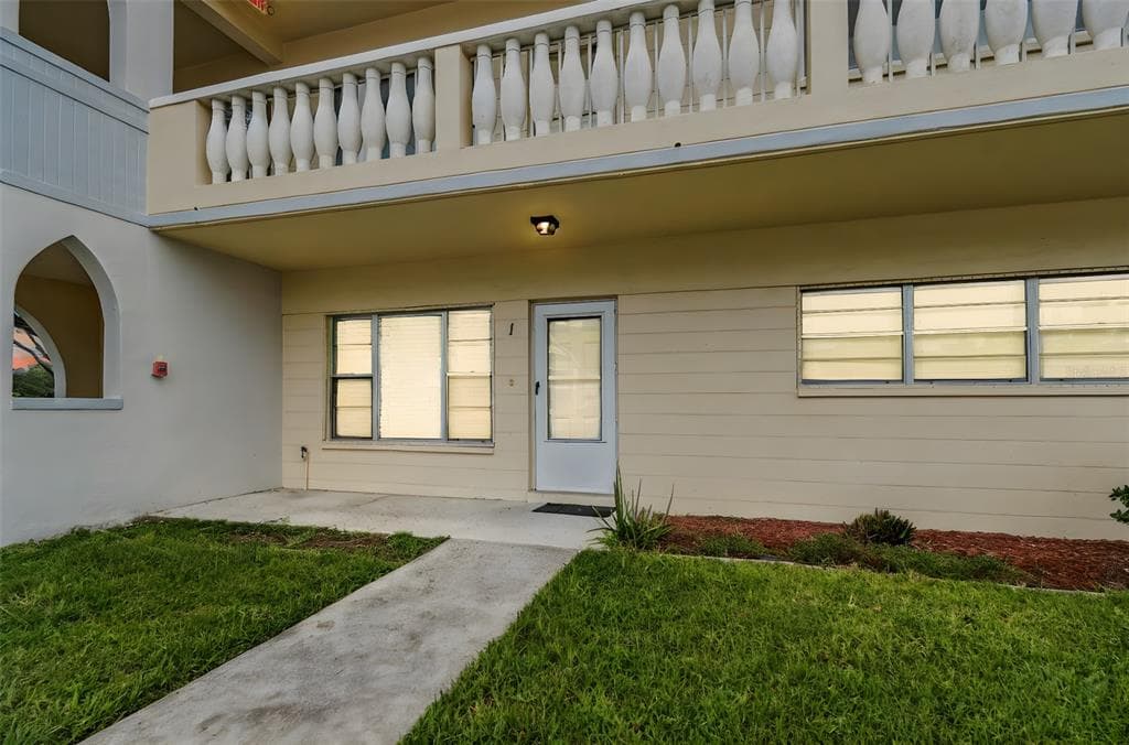 2221 SWEDISH DRIVE UNIT 1 CLEARWATER, FL 33763
