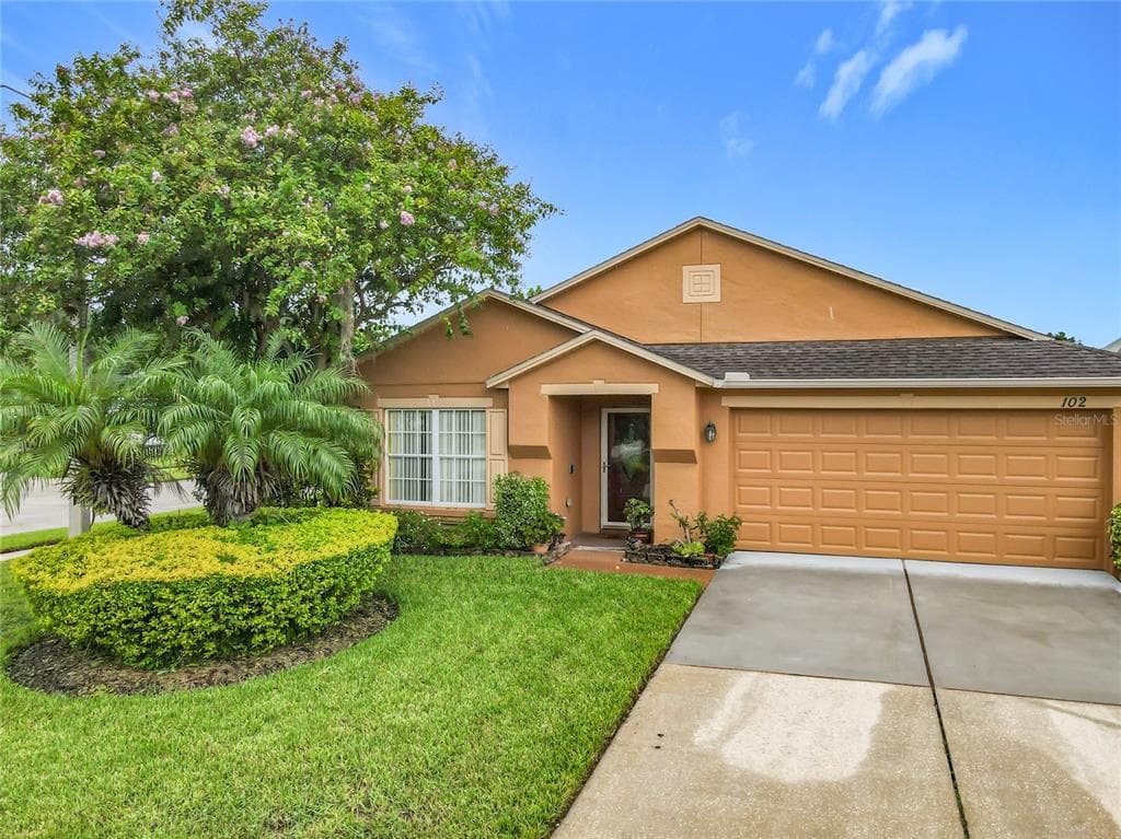 102 SOMERSET OAKS COURT SANFORD, FL 32771