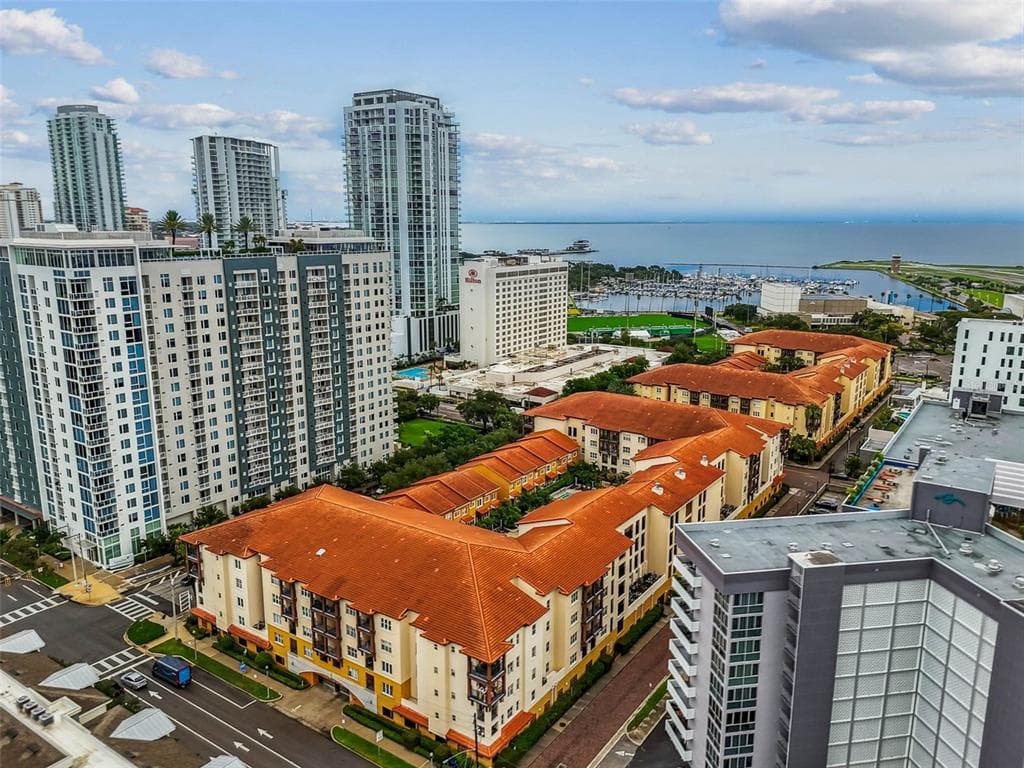 200 4TH AVENUE S UNIT 214 ST PETERSBURG, FL 33701