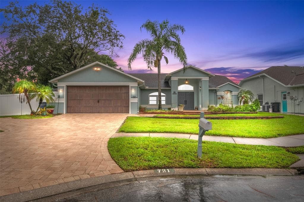 721 BRITTANY PARK BOULEVARD TARPON SPRINGS, FL 34689
