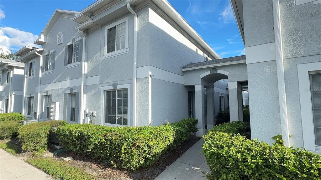 4109 GRADSTONE PLACE TAMPA, FL 33617