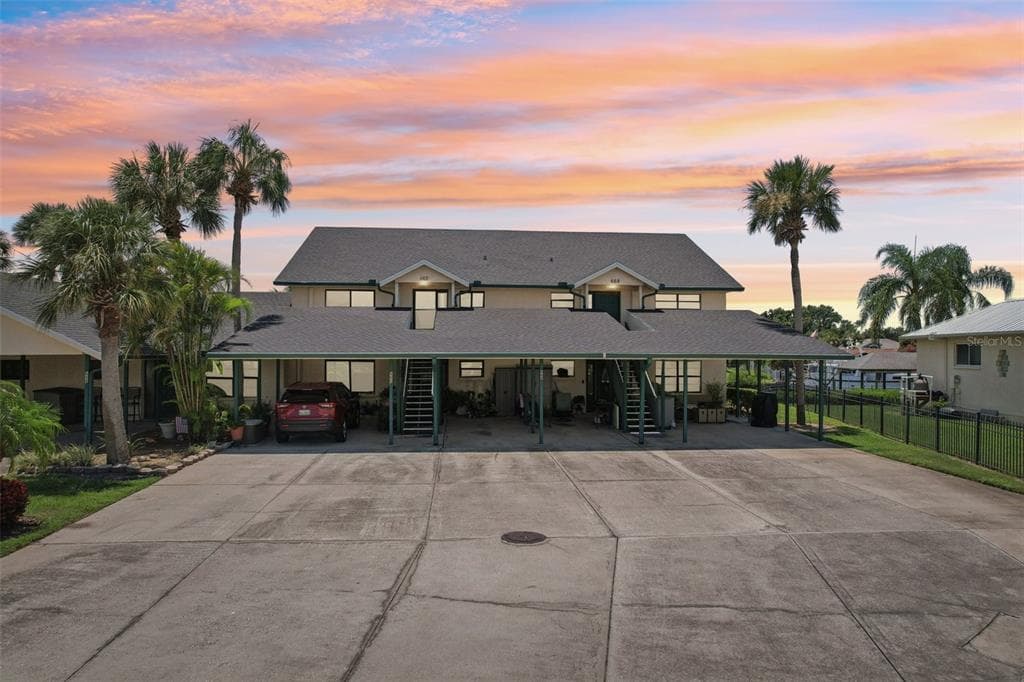 662 YARDARM DRIVE APOLLO BEACH, FL 33572