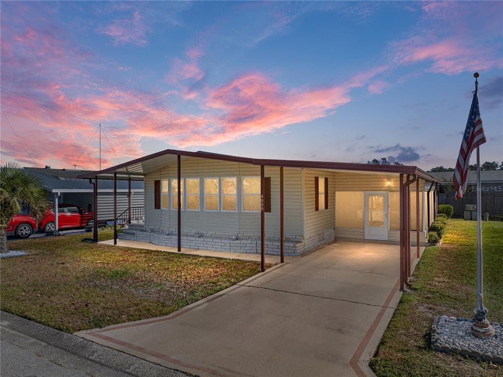4000 WILLIAM HUME DRIVE ZEPHYRHILLS, FL 33541