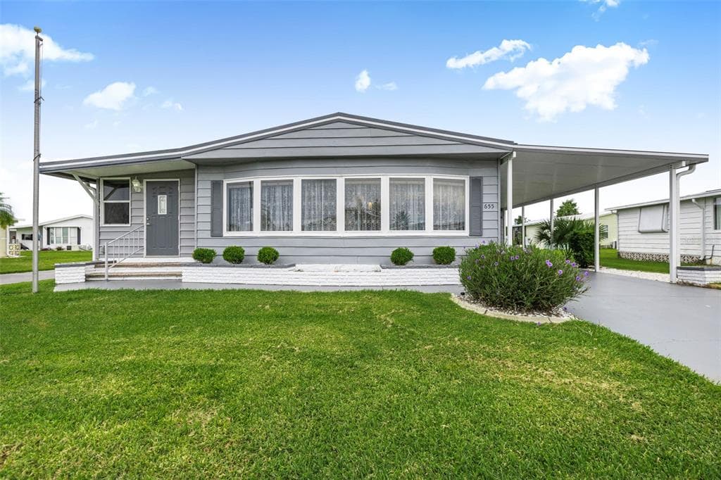 655 LA SALA NORTH PORT, FL 34287