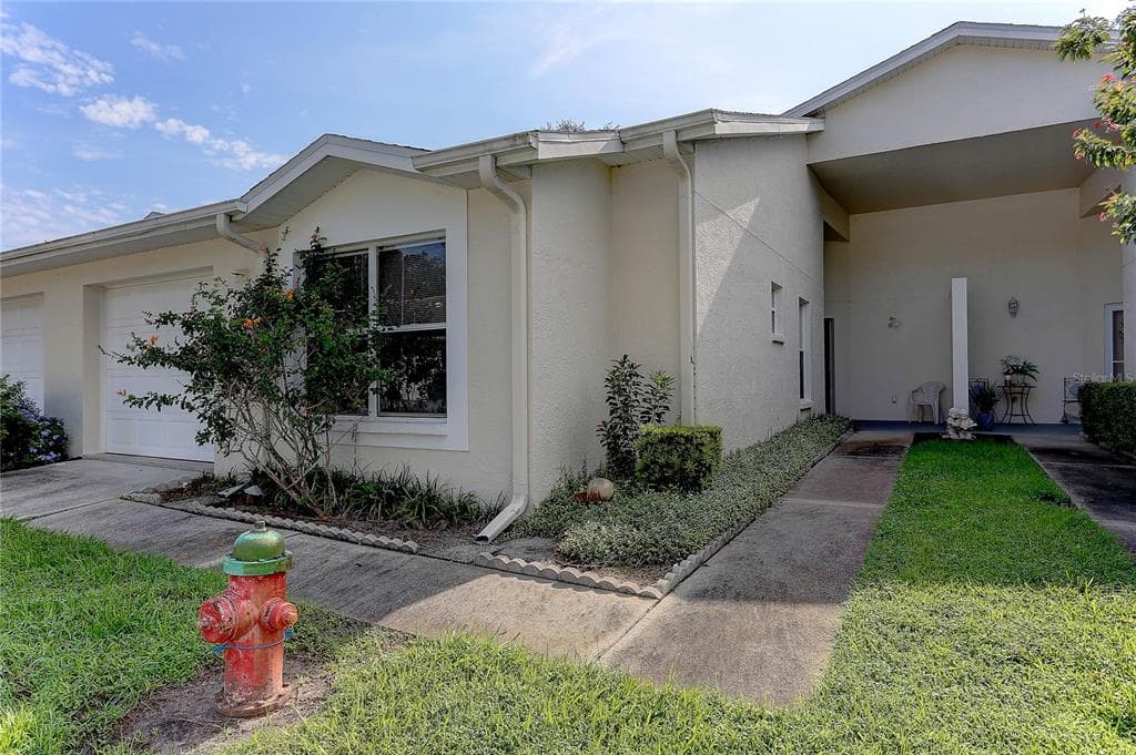 8405 TERRACE MEADOWS COURT UNIT 8405