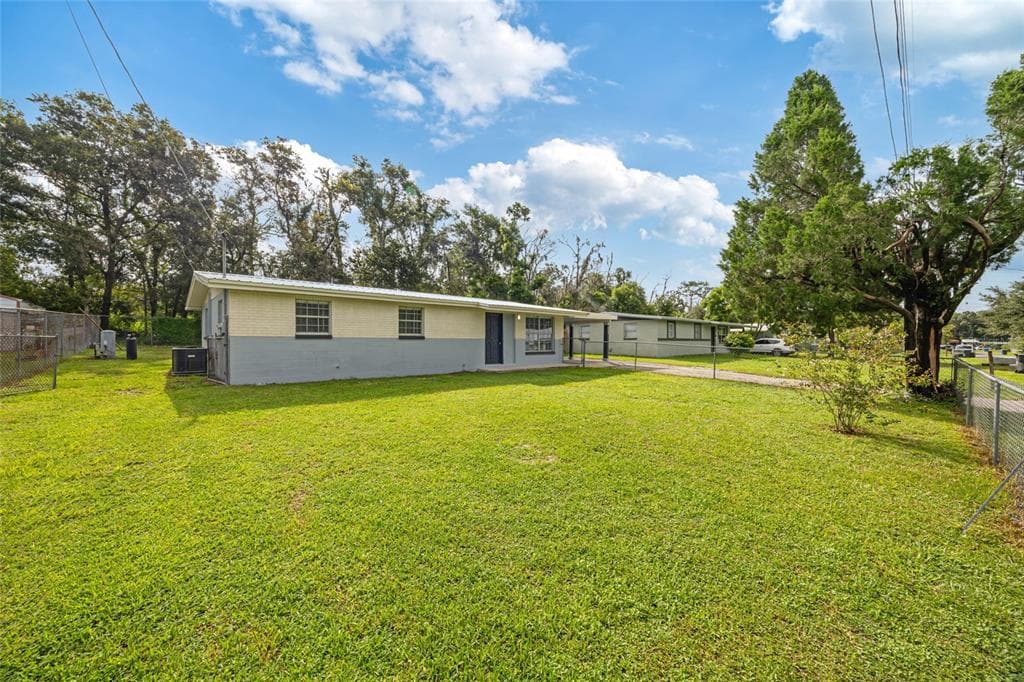 402 MIDWOOD DRIVE PLANT CITY, FL 33566