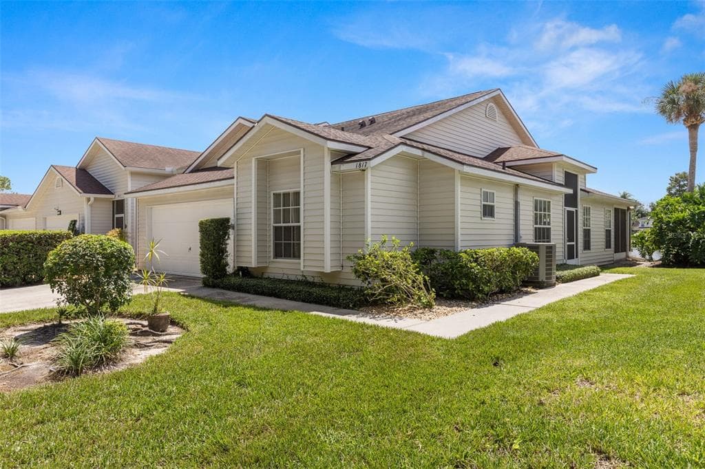 1817 LAKE HERON DRIVE LUTZ, FL 33549