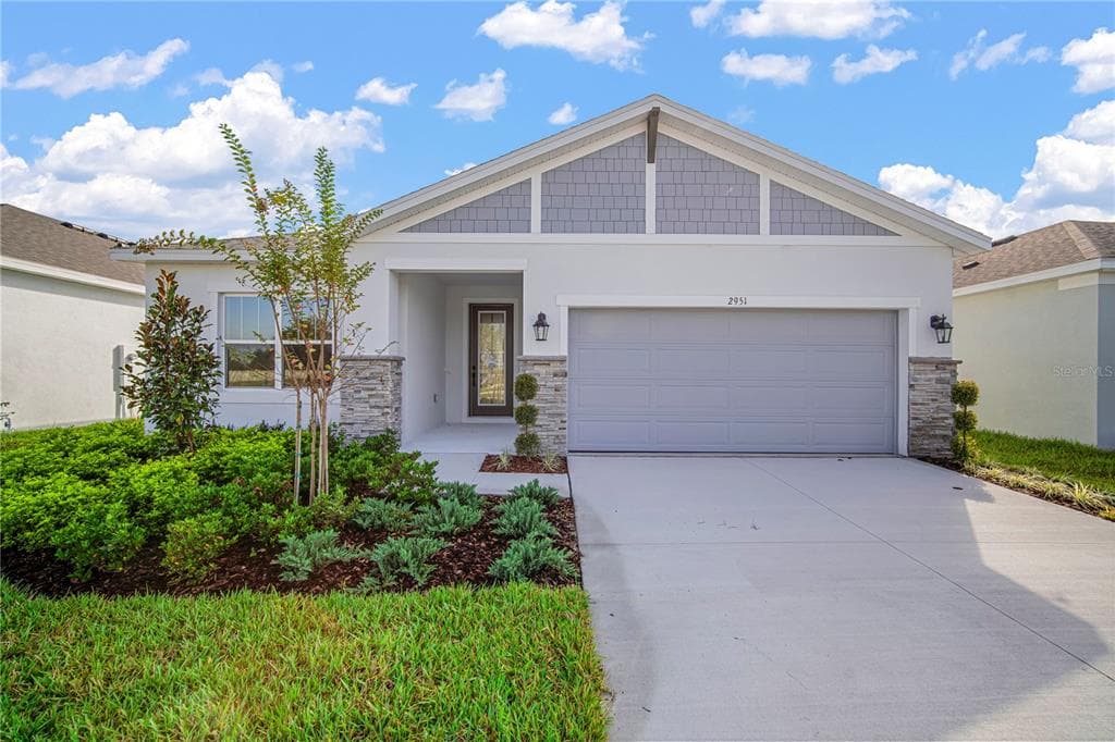2951 STEWART CREEK CIRCLE PLANT CITY, FL 33565