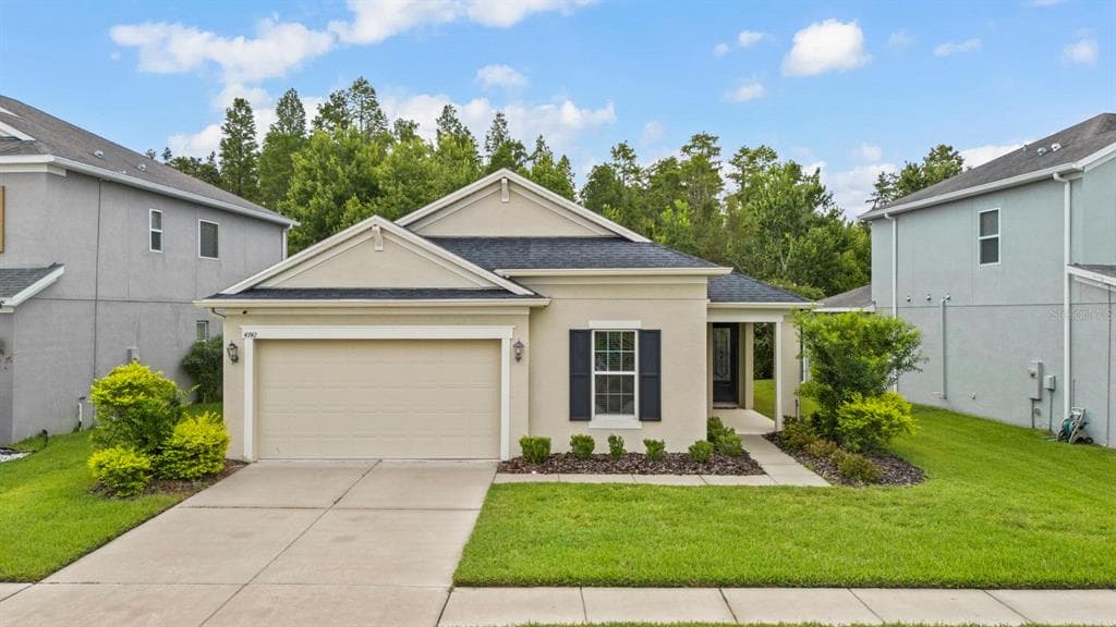 4742 ROLLING GREENE DRIVE WESLEY CHAPEL, FL 33543