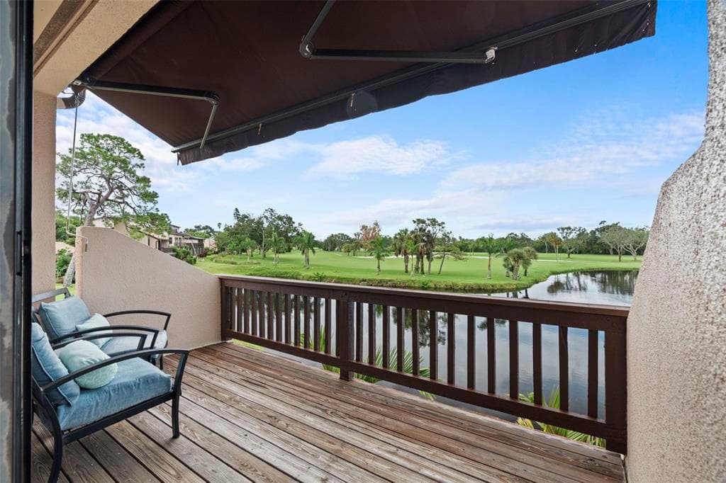1322 PELICAN CREEK CROSSING UNIT C ST PETERSBURG, FL 33707