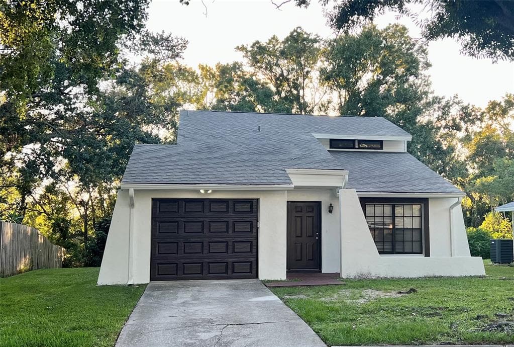 12306 AJAY COURT TAMPA, FL 33625