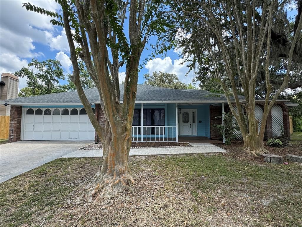 3818 HANOVER HILL DRIVE VALRICO, FL 33596