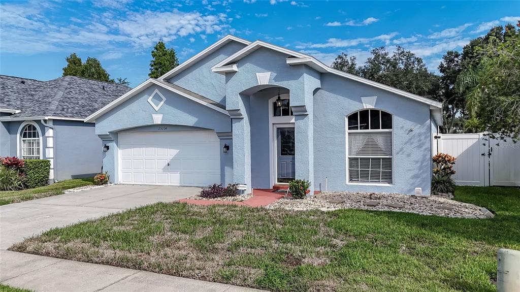 25214 SEVEN RIVERS CIRCLE LAND O LAKES, FL 34639