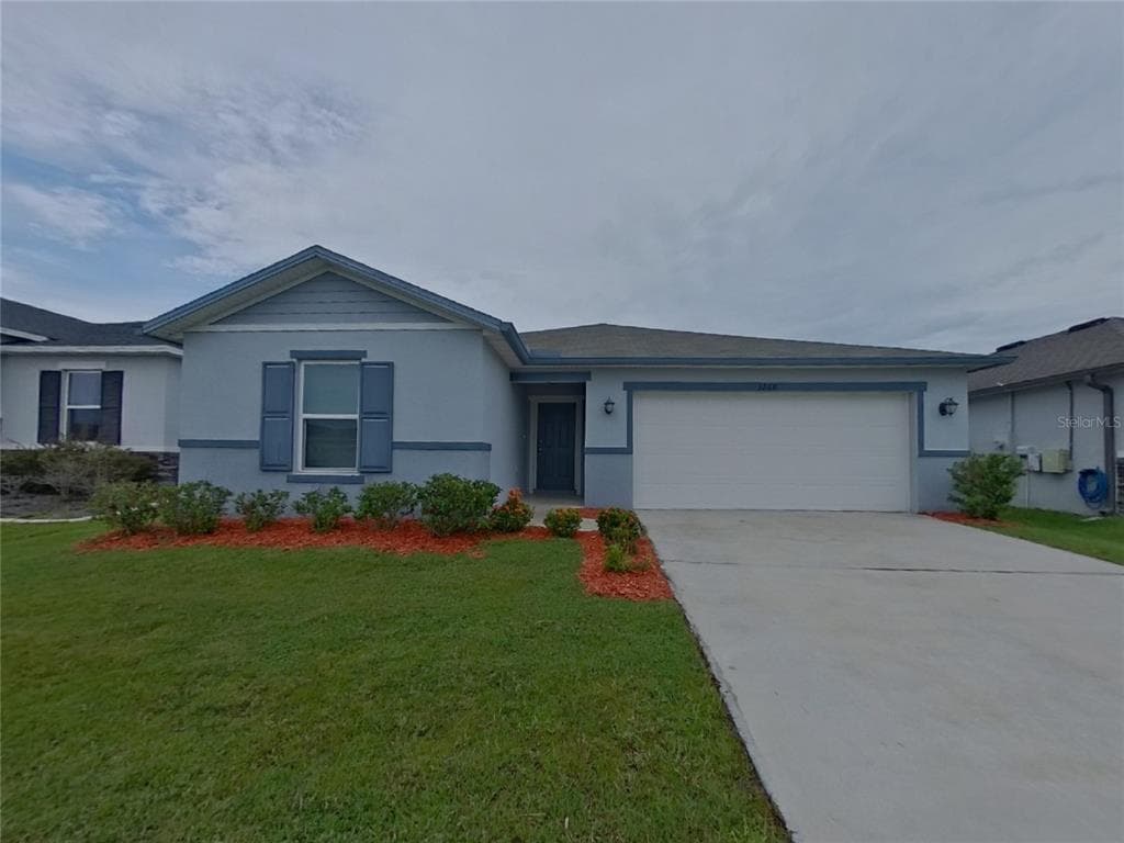 3268 EAGLE HAMMOCK CIRCLE KISSIMMEE, FL 34743