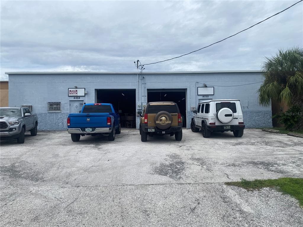 4055 7TH TERRACE ST PETERSBURG, FL 33711