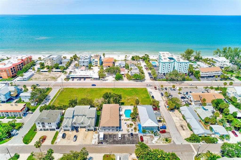 2308 1ST STREET UNIT 2 INDIAN ROCKS BEACH, FL 33785