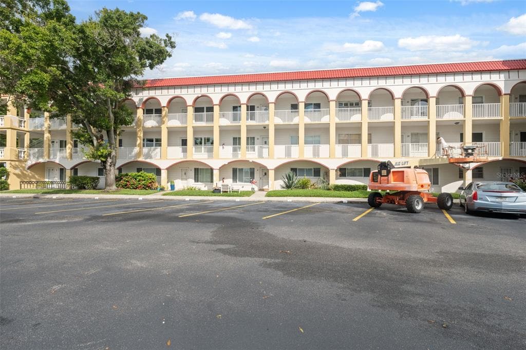 2430 FLORENTINE WAY UNIT 6 CLEARWATER, FL 33763