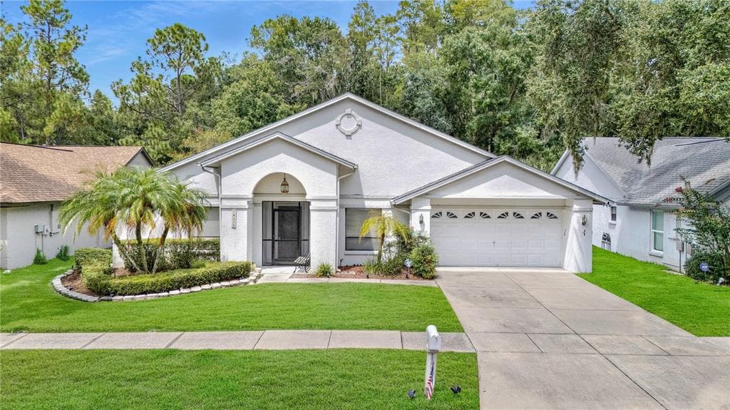 18315 CYPRESS STAND CIRCLE TAMPA, FL 33647