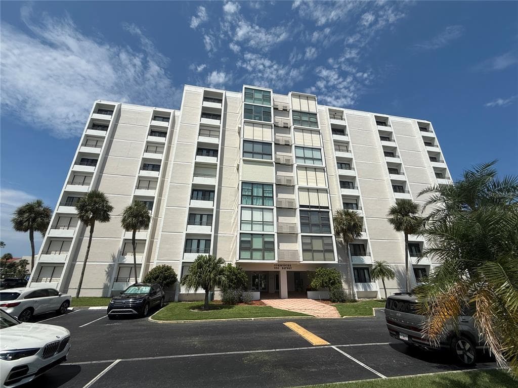 855 BAYWAY BOULEVARD UNIT 404