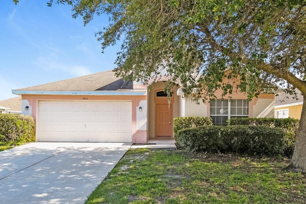 2957 CONNER LANE KISSIMMEE, FL 34741