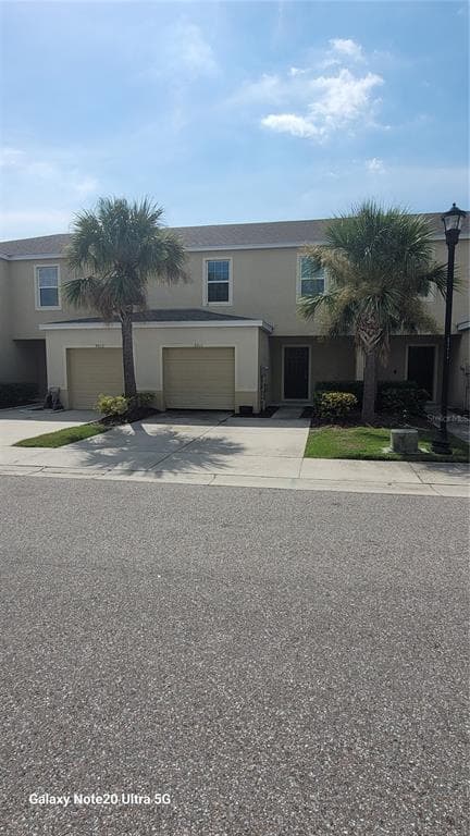 9911 HOUND CHASE DRIVE GIBSONTON, FL 33534