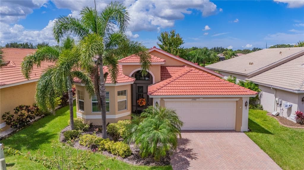 15931 GOLDEN LAKES DRIVE WIMAUMA, FL 33598