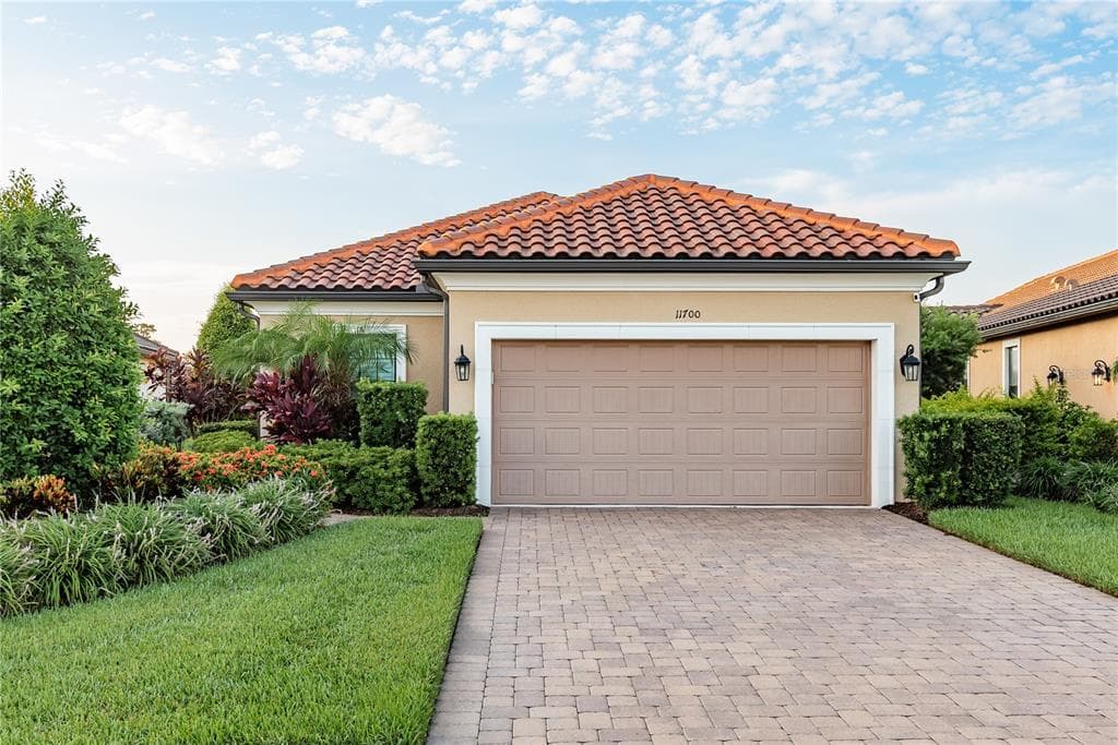 11700 CALLISIA DRIVE ODESSA, FL 33556