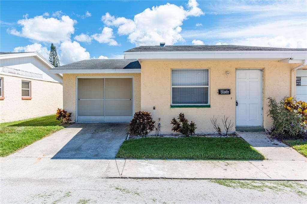4936 ELKNER STREET NEW PORT RICHEY, FL 34652