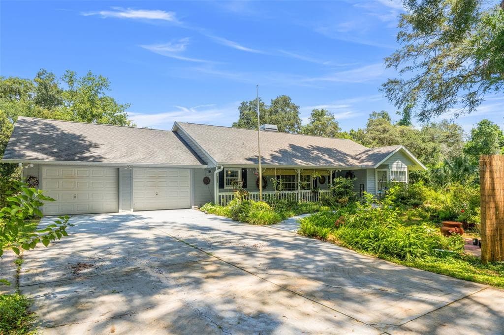 7553 E CAMELLIA CT FLORAL CITY, FL 34436