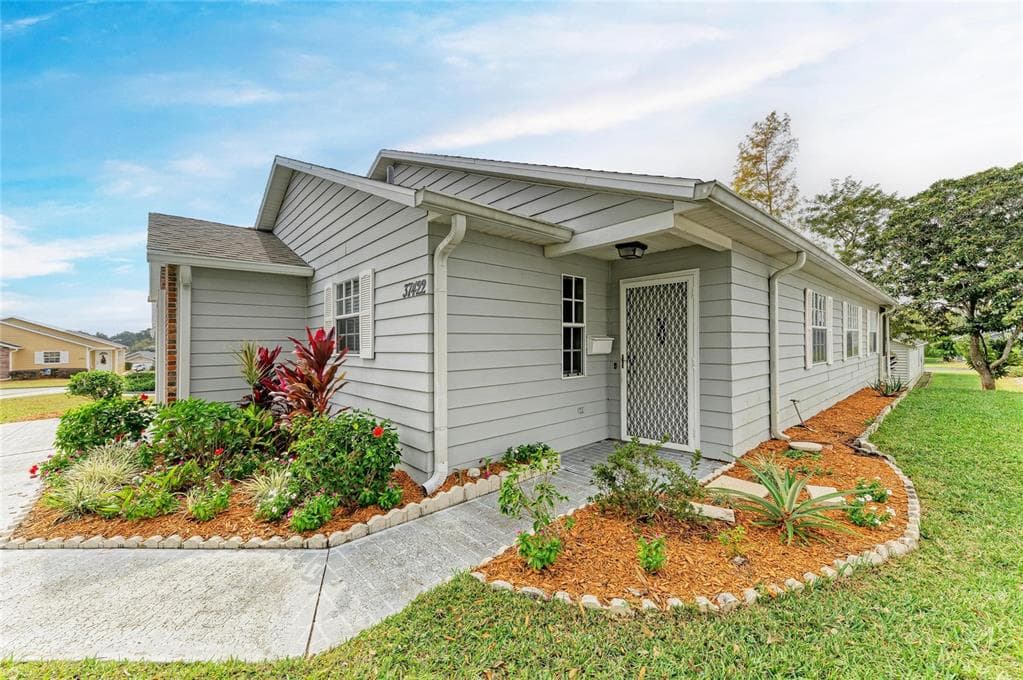 37422 TEABERRY LOOP ZEPHYRHILLS, FL 33542
